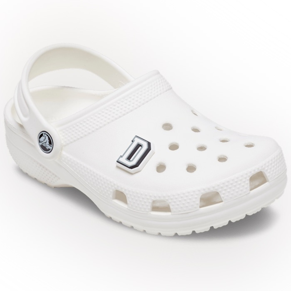 Crocs Jibbit letter D